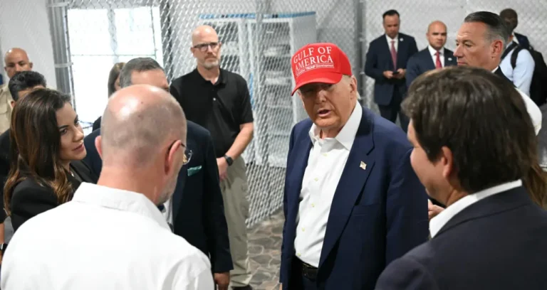 Illegals At Alligator Alcatraz Complain About The Ham Sandwiches