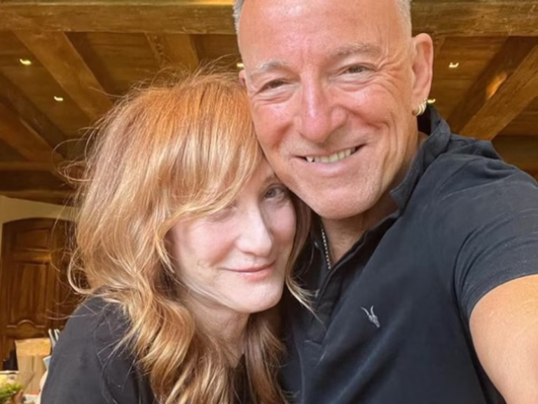 The Boss’s Wife Just Became The Boss”: Patti Scialfa’s Takedown of Karoline Leavitt That Stopped America Cold-TT